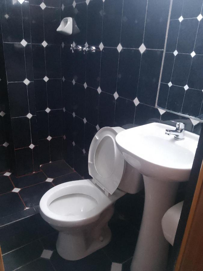Hostal Ollantaytambo Apartments Екстер'єр фото